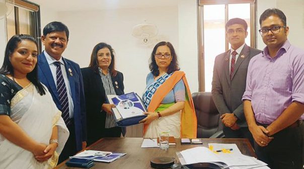 Chairperson, Vice-Chairperson, CPGFM, CA Purushottamlal Khandelwal, CCM & member of CPGFM alongwith Chairperson & Secretary of ICAI Ahmedabad Branch met Ms. Manisha Chandra, IAS, Commissioner & Secretary (Rural Development),Gujarat on July 31, 2023 to discuss accounting of RD schemes in Gujarat.