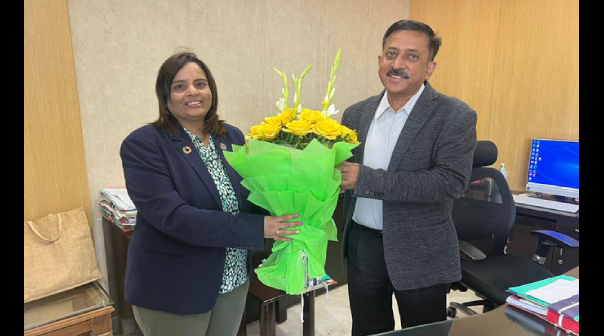 CA Kemisha Soni, Chairperson  CPGFM met Sh. Ajeet Kesari, Addl. Chief Secretary,Finance Dept., Madhya Pradesh to discuss collaborative initiatives for capacity building of their officials and avenues for propagating Certificate Course for Accountants of Panchayats & Municipal Bodies.